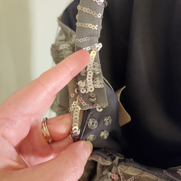 SORELLA VITA Platinum Sequin Dress, Size 16 - Picture 11 of 15